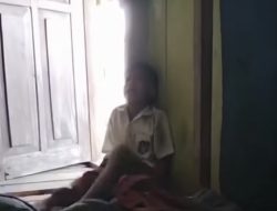 Tangis Histeris Bocah 12 Tahun Asal Sulteng yang Ingin Sekolah, Ayah Lumpuh dan Tak Punya Uang